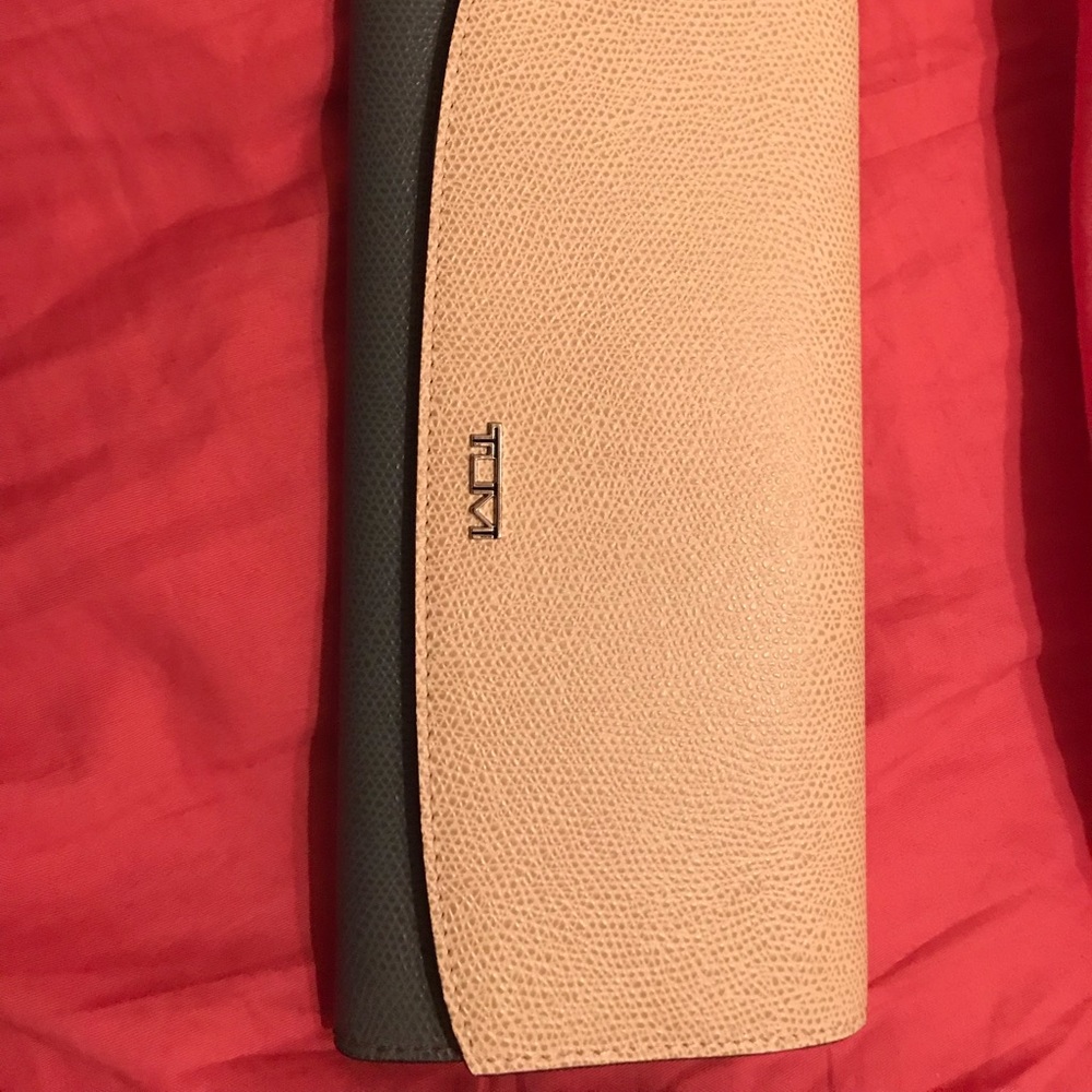 Tumi